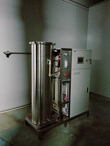 長沙湘麓環(huán)?？萍加邢薰?長沙湘麓臭氧機(jī),長沙食品廠臭氧消毒機(jī),長沙臭氧發(fā)生器,污水處理臭氧設(shè)備